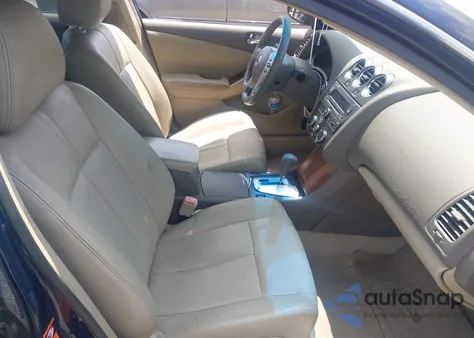 2007 Nissan Altima 2.5 S from USA, damaged, VIN 1N4AL21E07N410415